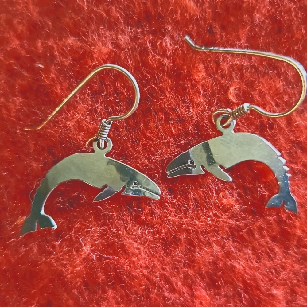 Wild Bryde sterling whale earrings
